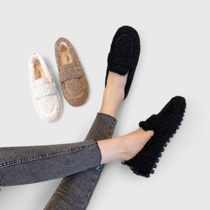 E&M I Seren Cozy Slippers